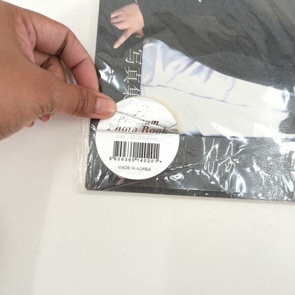 Lee Min Ho Photo Poster Sticker Set 20 Posters Premium Photo Book AS IS - Picture 4 of 15